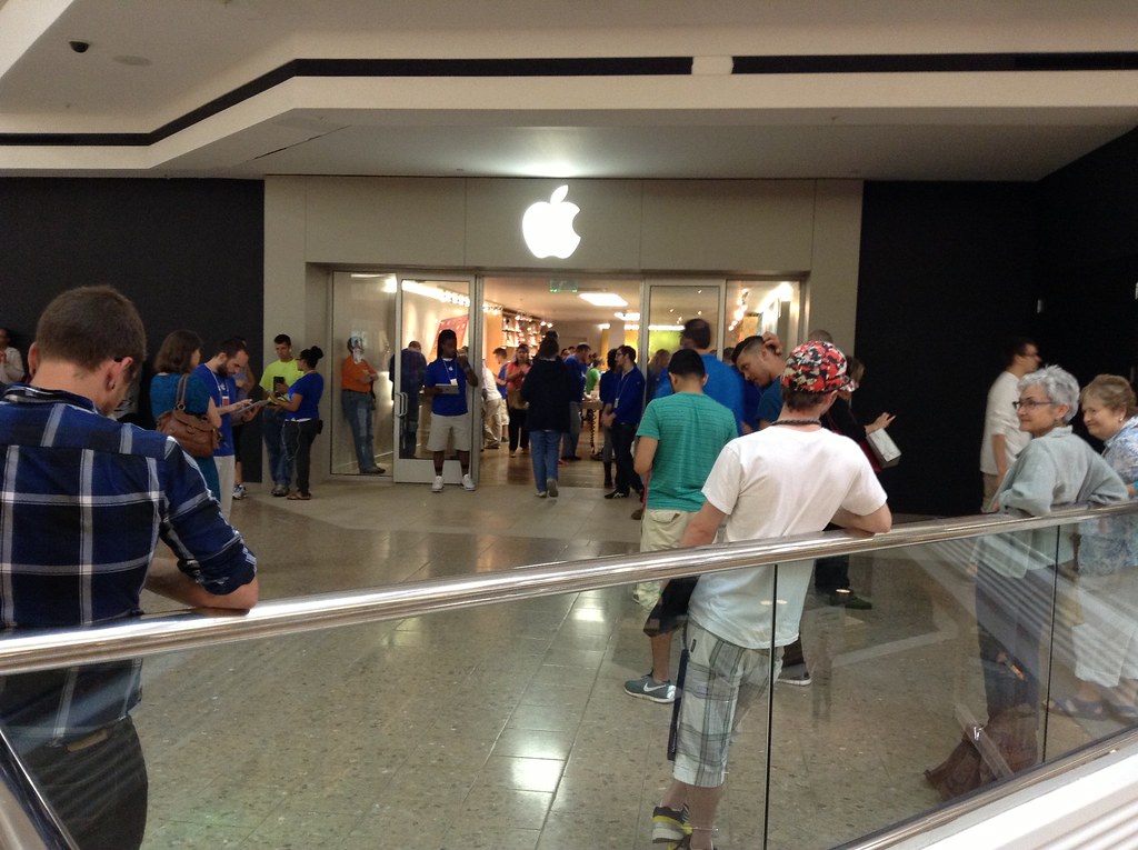 Apple Store remodeling West Farms Mall Farmington, CT … Flickr
