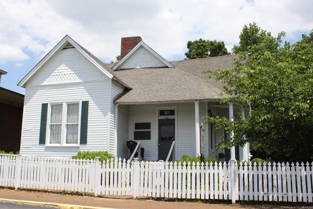 Home of Casey Jones Jackson, TN According to the histori… Flickr