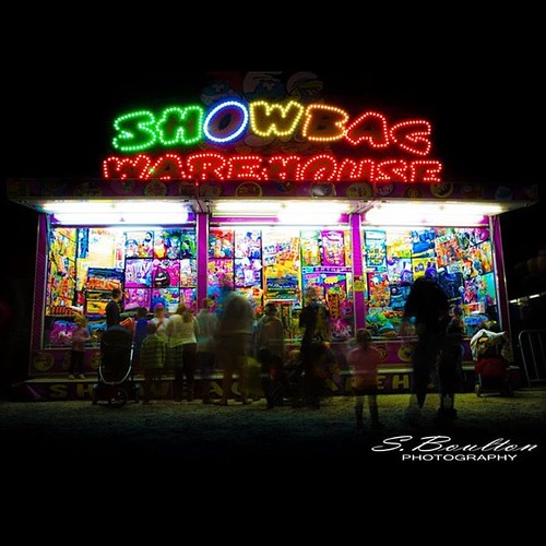 Showbag warehouse at the cute and awesome Northside fun Fa… Flickr