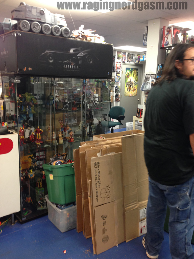 Rebel Base Comics and Toys (1) a photo on Flickriver