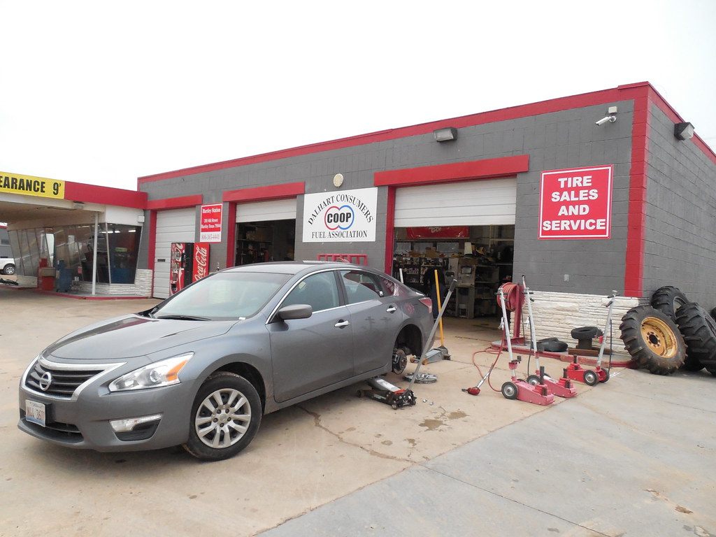 Changing the Flat Tire Hartley, Texas The low tire pressur… Flickr
