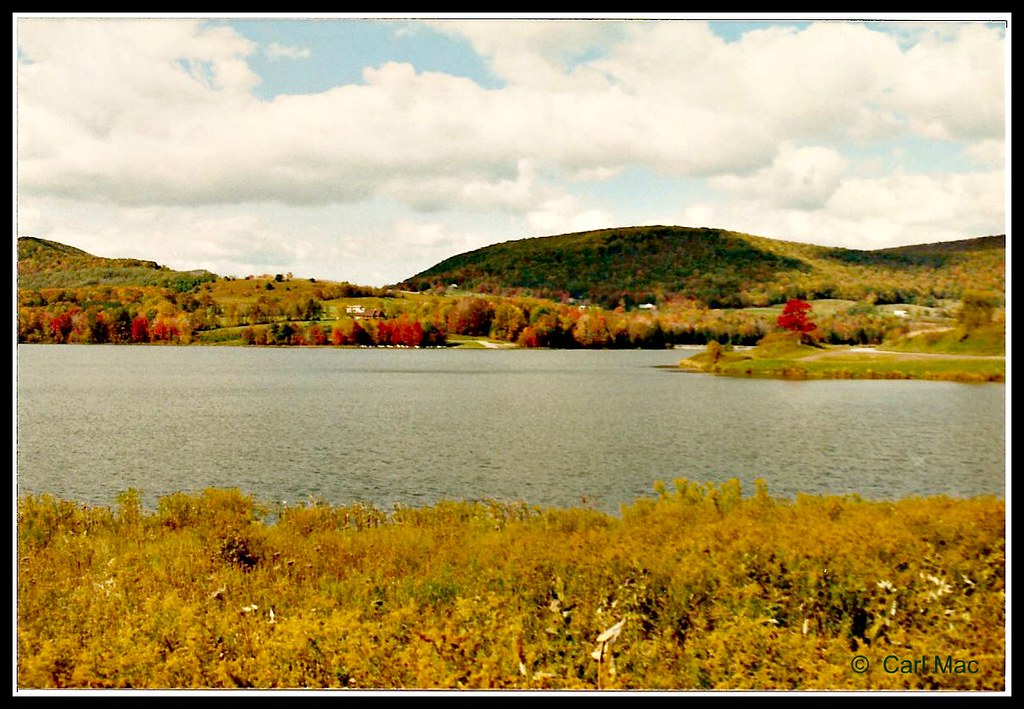 ROSE VALLEY LAKE Carl McDaniel Flickr