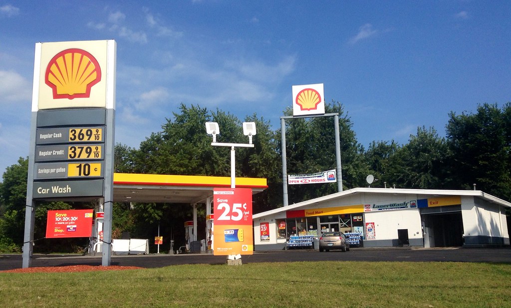 Shell Gas Station Shell Gas Station, Bethel, CT 8/2014 by … Flickr