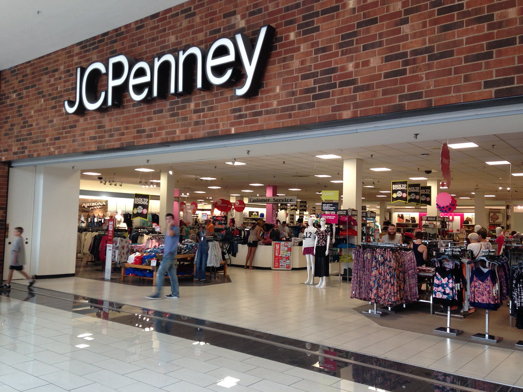 JC Penney Hanes Mall In the news recently. Sales are imp… Flickr