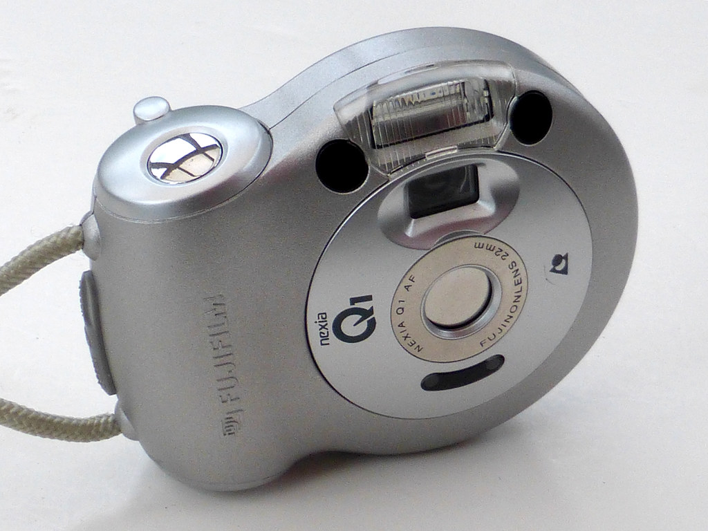 Fujifilm Nexia Q1 I will be using this camera in week 235 … Flickr