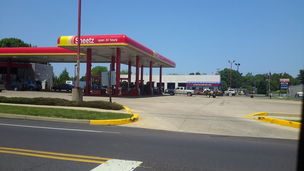 Sheetz Palmyra, PA A Sheetz gas station at 811 East Main… Flickr