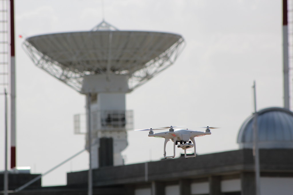 Phantom & Antenna 9meter antenna & Phantom FC40 Lugar / p… Flickr