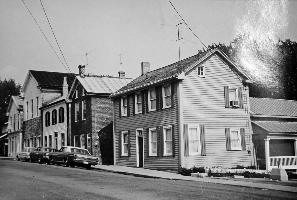 Buildings (WA20) — Waynesville, OH 38, 50, 56, 62, and 70… Flickr