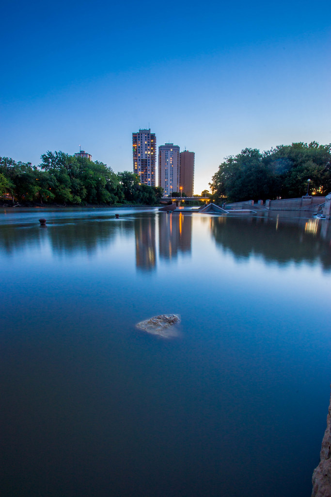 Elevation of Assiniboine Park, Winnipeg, MB, Canada Topographic Map Altitude Map