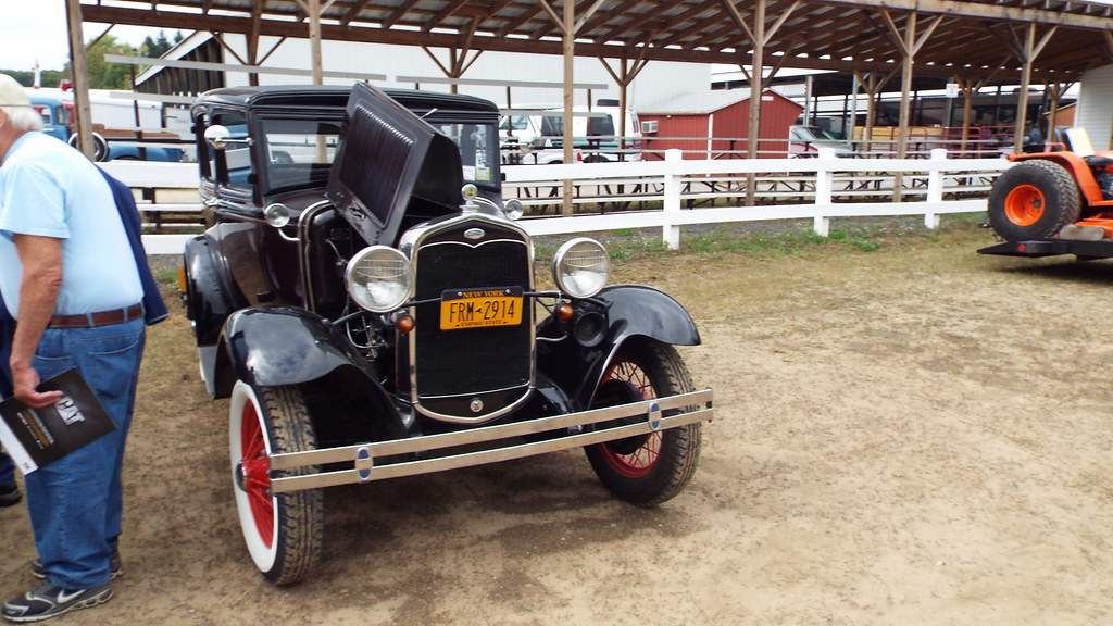 92014 HUDSON MOHAWK TRUCK SHOW AT BALLSTON SPA NY 246 Flickr