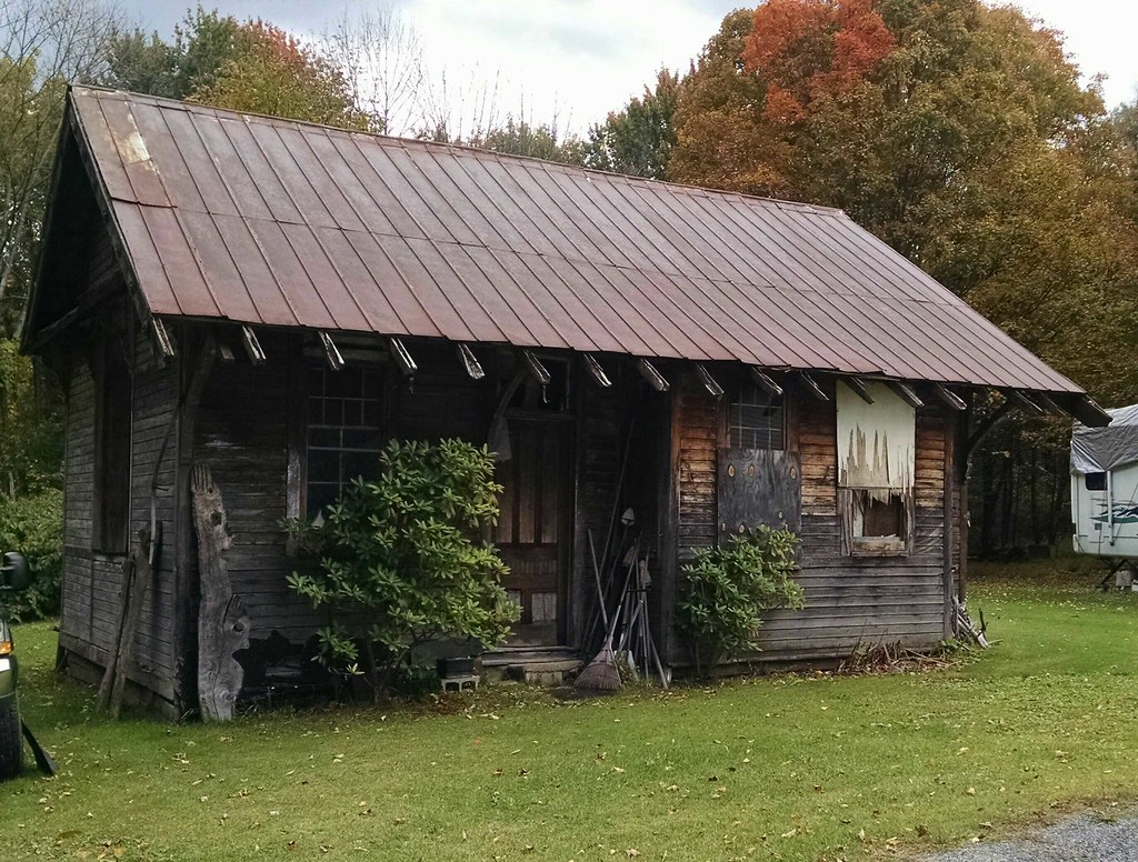 Lehigh Valley RR Depot, McConnellsville, NY This rustic lo… Flickr