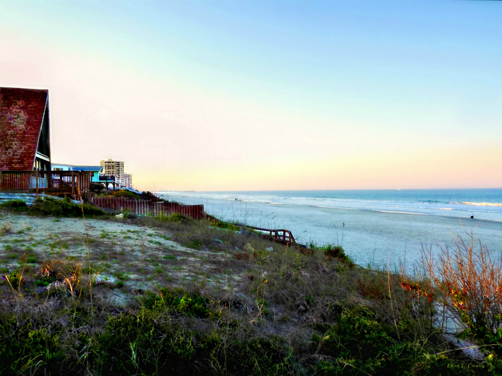 Salida y puesta de sol de Key Colony, Daytona Beach Shores, FL, EE. UU.