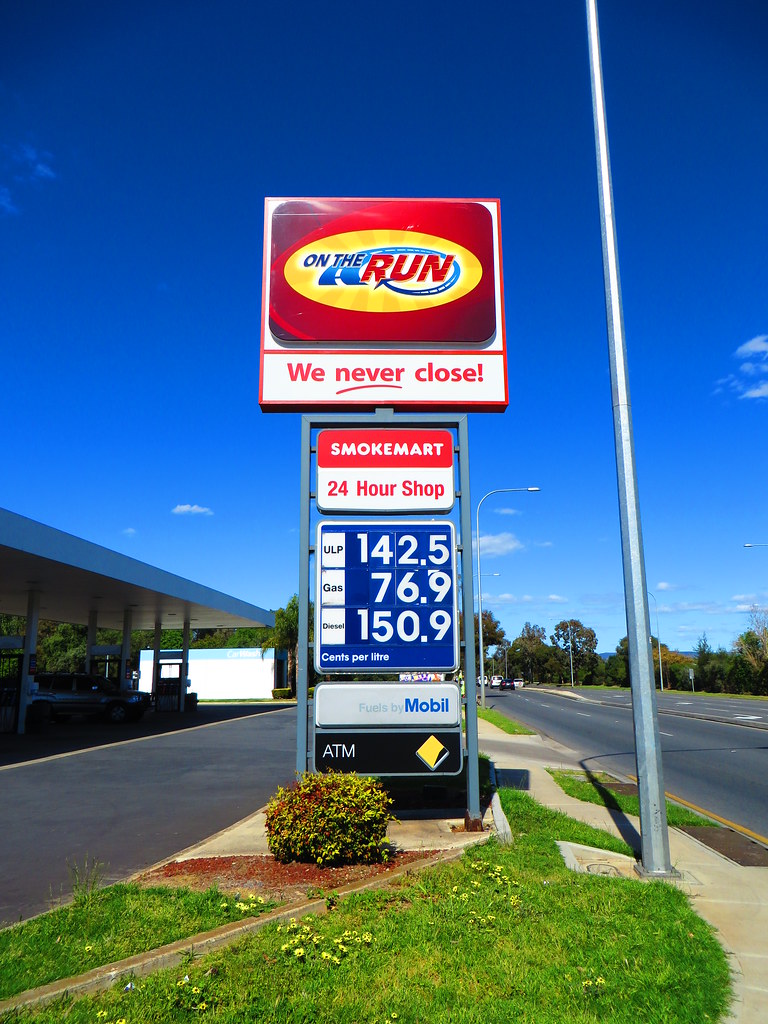 On The Run (formerly Mobil) Kings Rd/Salisbury Hwy, Salisbury Heights
