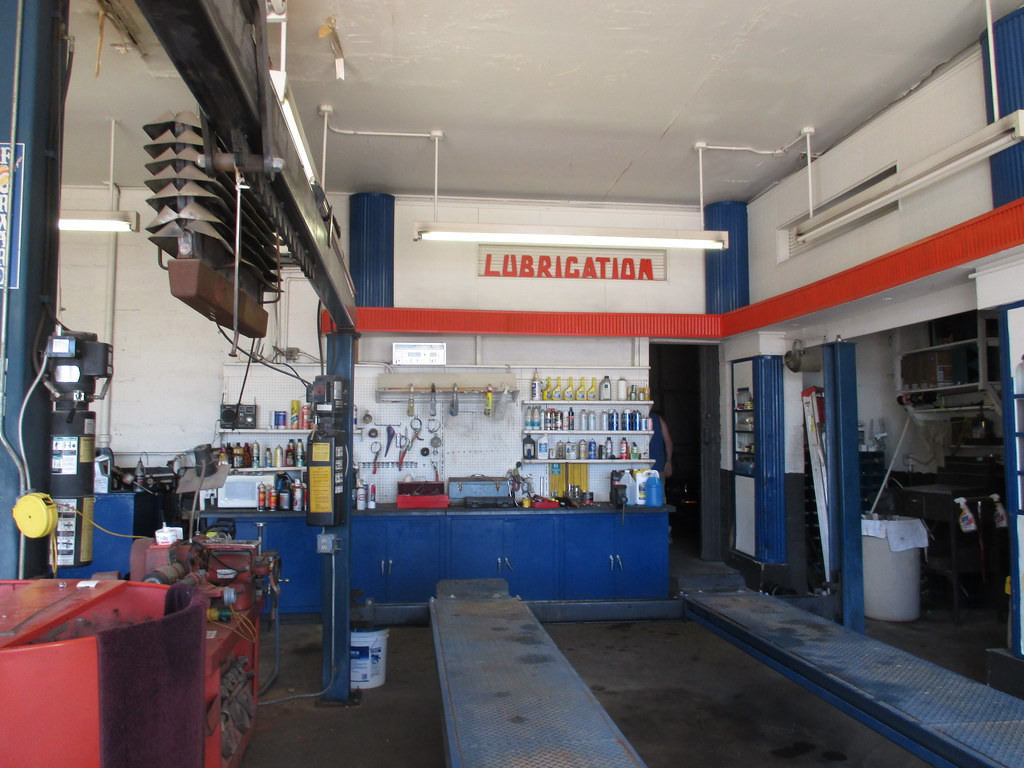 Texaco Gas Station Tulsa,OK Former Texaco Gas Station loca… Flickr