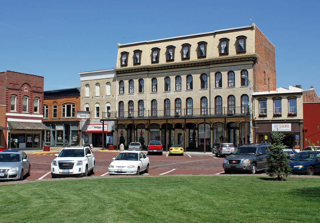 East Side of Square, Carlinville, Illinois (1 of 3) Flickr