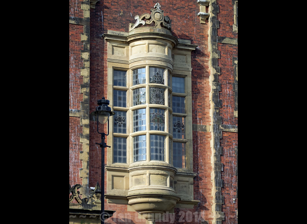 Town Hall 0115 Town Hall, Scarborough. Opened in 1903 the … Flickr