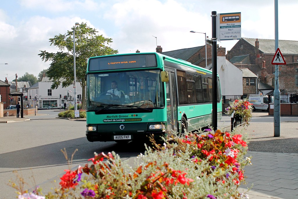 Norfolk Green 39897 1136hrs King's Lynn Fairstead Estate… Flickr