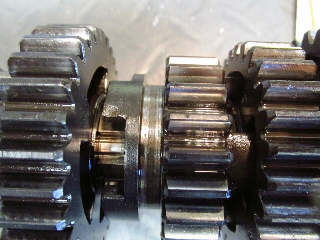 Intermediate Shaft 2nd Gear Shift Dog Damage . Brook Reams Flickr