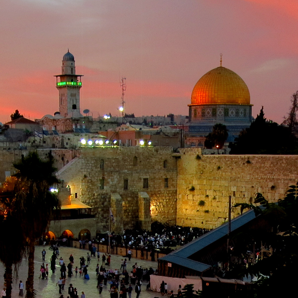 The center of the world. Gotel (Western Wall), El Aqsa Mos… Flickr