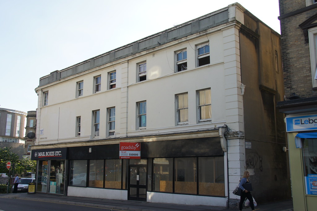 Lansdowne Road showing pedestrian entrance to Lansdowne Lane