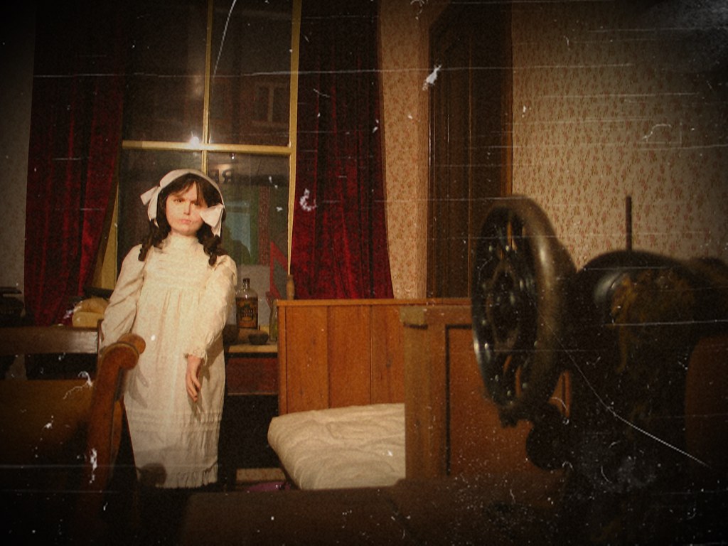 Catherine Cookson's House South Shields Museum. 2014 Flickr