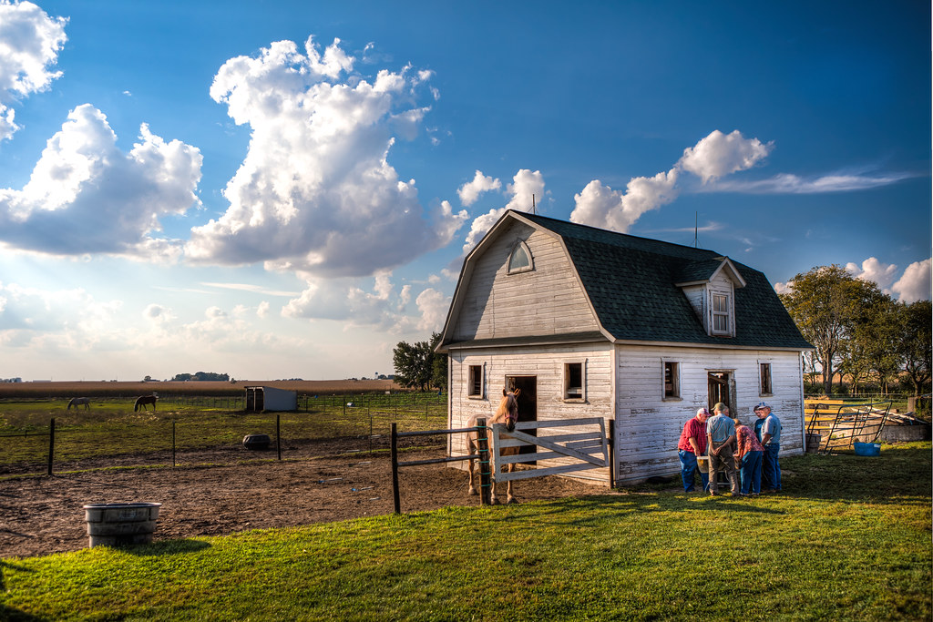 Oakdale Farm/Grave of Farceur The barn, where Farceur, the… Flickr