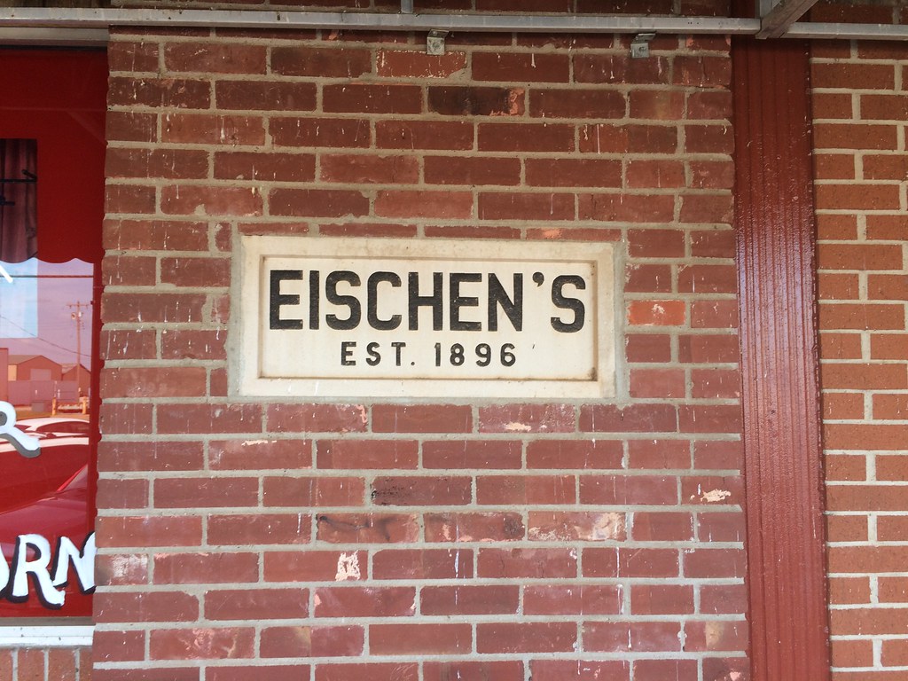 Eischen's Bar Okarche, Oklahoma Oklahoma's oldest bar Flickr