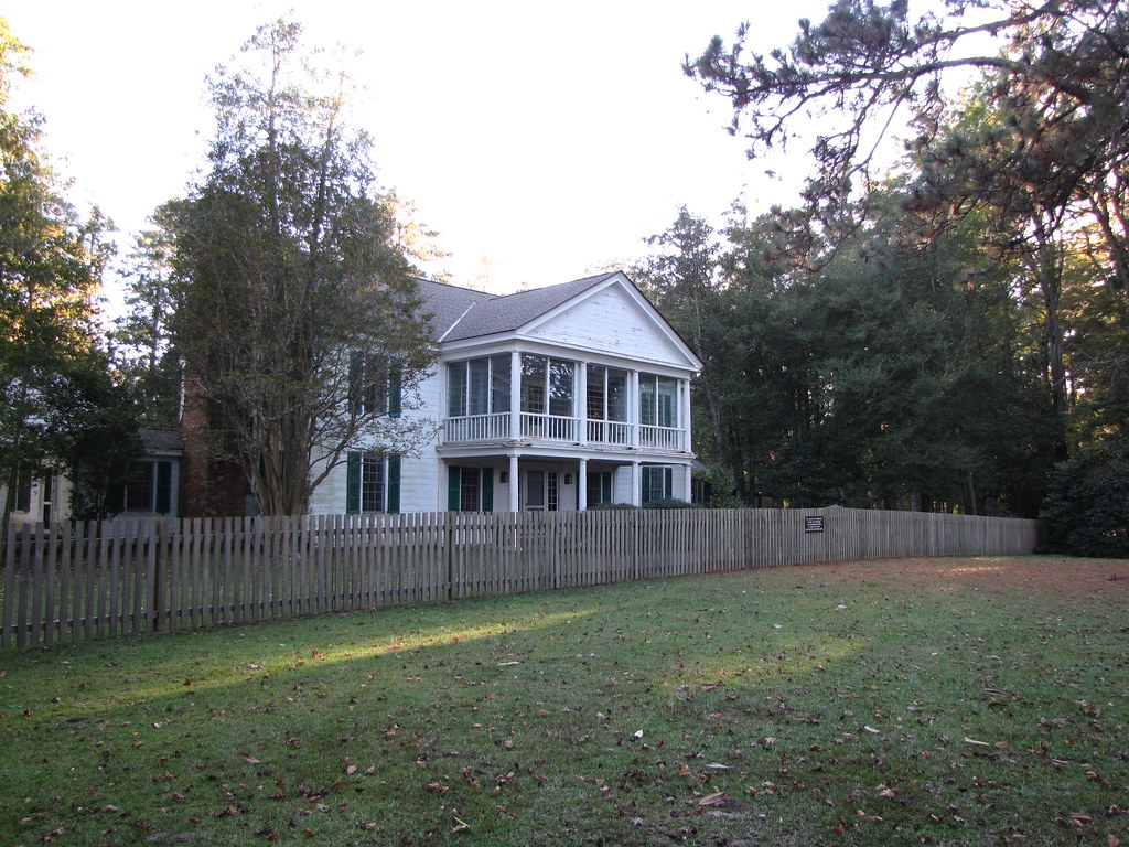 Rockefeller House (2) The Rockefeller House at Carvers Cre… Flickr