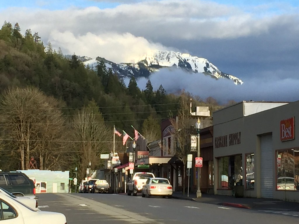 Sauk Mountain from Concrete, Washington a photo on Flickriver