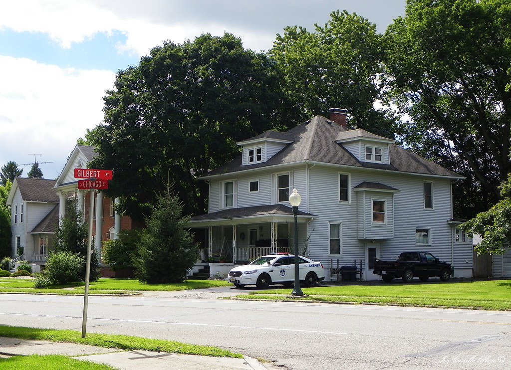 Gray House Rossville, Illinois Joy Castello Flickr