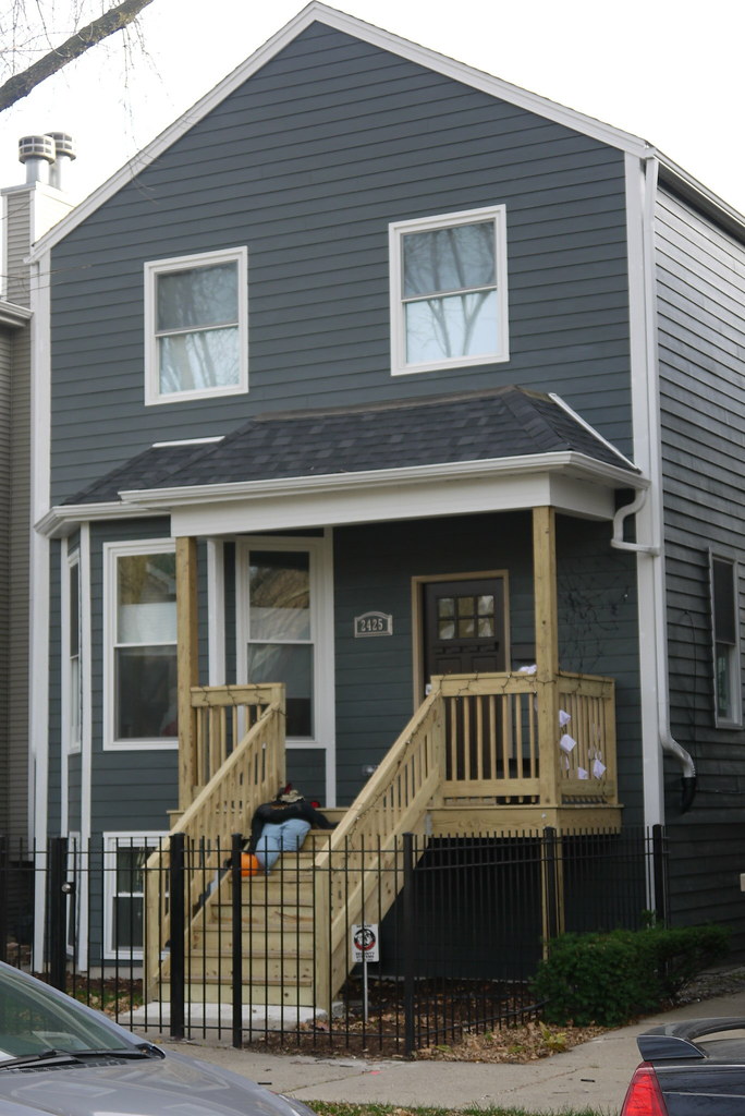 Lincoln Square Homes Homes in Lincoln Square/Welles Park a… Flickr