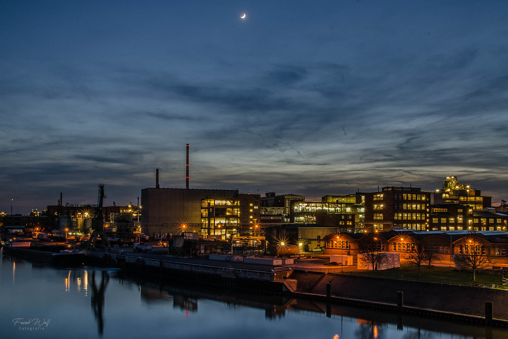 Höchst industriell. Industriepark Höchst Ost von der So Da… Flickr