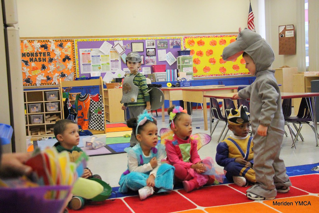 Meriden YMCA Hanover Hounds Preschool Halloween parade Joan Goodman Flickr