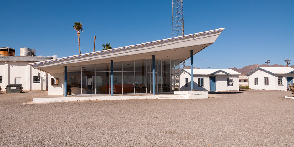 Amboy, CA (ghost town) Ray Kasal Flickr