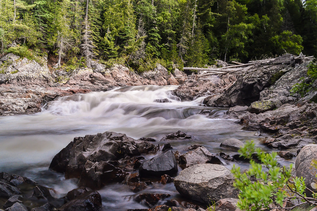 Chippewa Falls, Ontario Midday falls in Northern Ontario. Flickr