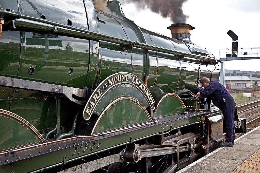 It's a clean machine, Blackburn, April 2011 While hauling … Flickr