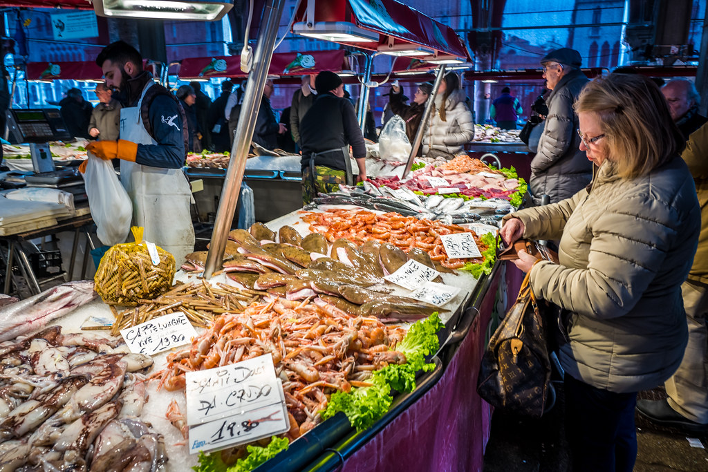 Rialto fish market, Venice Sergiy Galyonkin Flickr