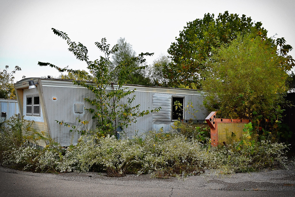 Abandoned Trailer Park 7 Green Acres Trailer Park, Carbond… Flickr