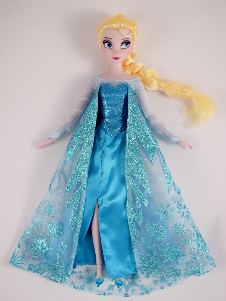 Elsa & Anna Ice Skating Set US Disney Store Purchase D… Flickr