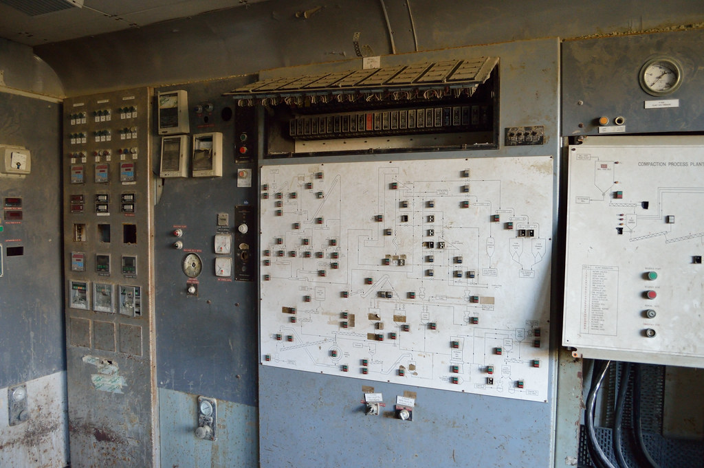 Fullers Earth Redhill (cat litter factory) Conrad is sober Flickr