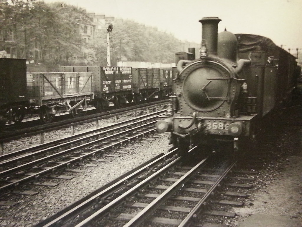 GWR Metro Tank No 3586 Addison Road Sept 1933 I purchased … Flickr