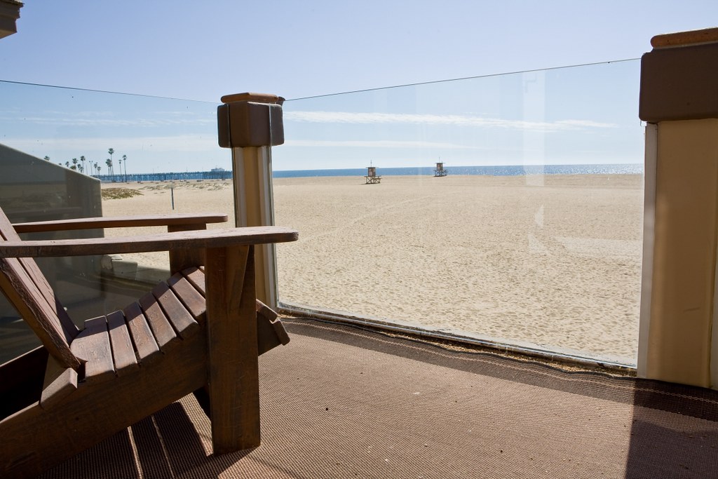 1701031 Burr White Realty Flickr