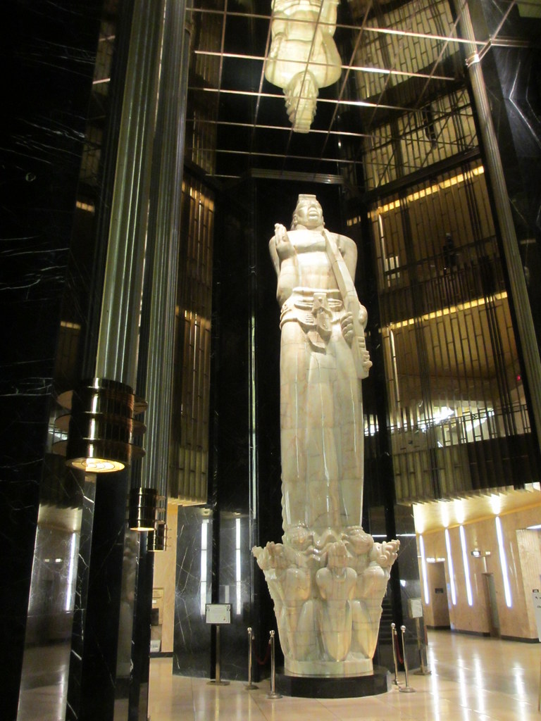 Vision of Peace statue, City Hall and Ramsey County Courth… Flickr