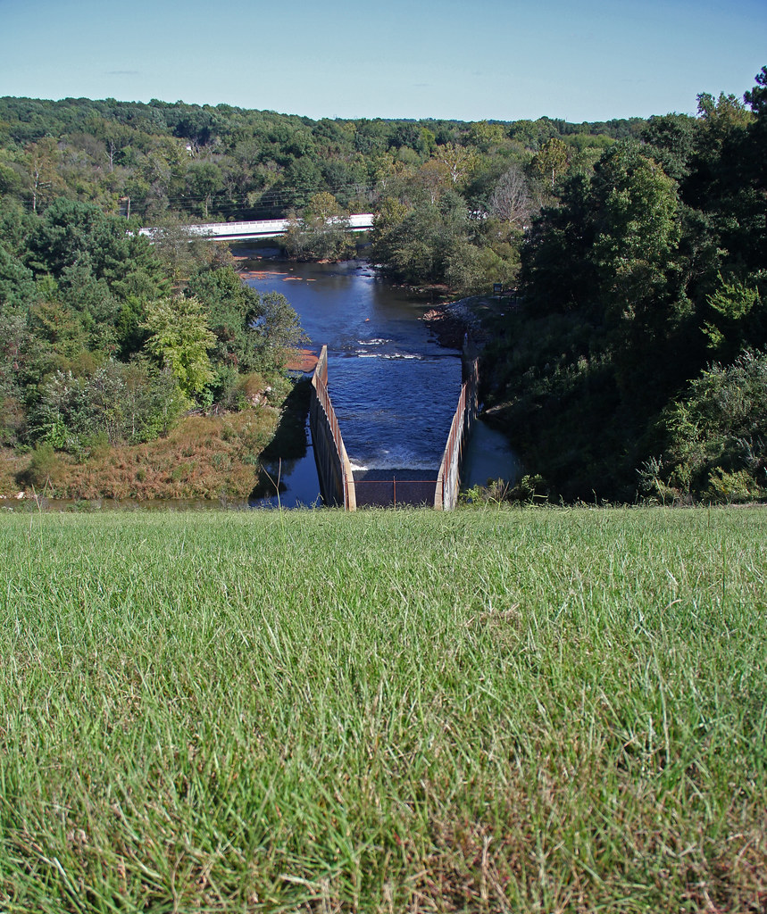 Neuse River at Falls Lake Dam Raleigh, NC Nathania Johnson Flickr