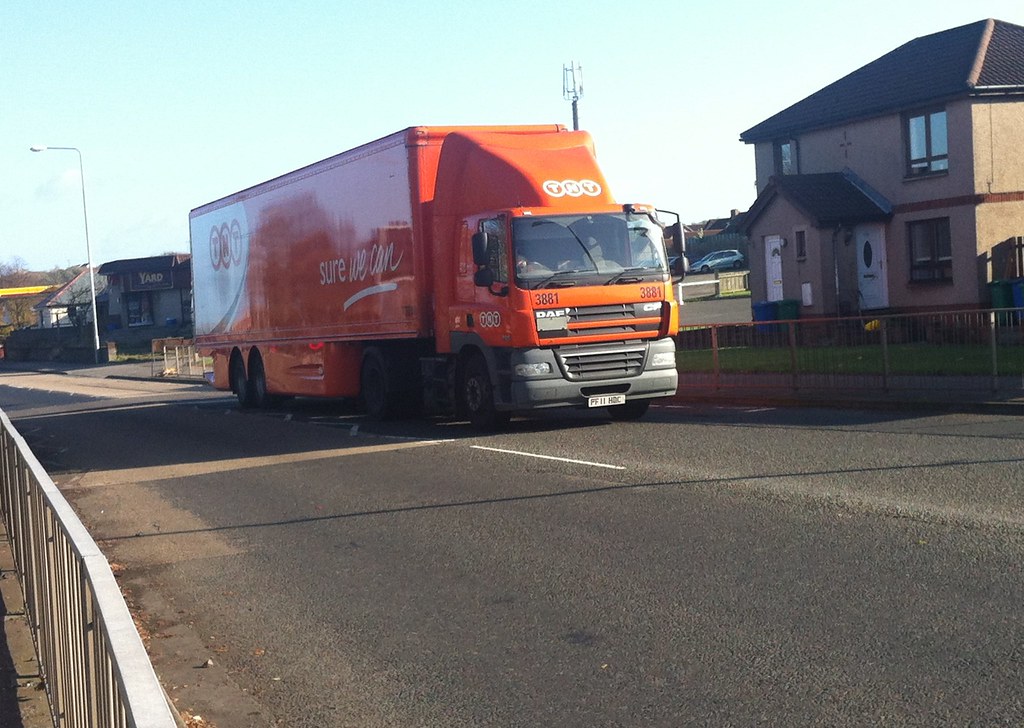 PF11 HDC TNT Daf Cf Admiralty Road Rosyth Cammies Transport