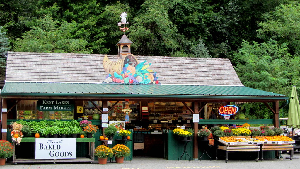 FARM MARKET..... Kent Lakes Farm Market, a fruit, vegetabl… Flickr
