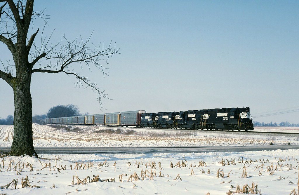 NS 2868 LEADS AN EB TRAIN EAST OF KIMBALL, OHIO FEBRUA… Flickr