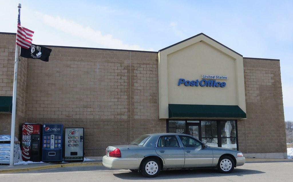 Post Office 55923 (Chatfield, Minnesota) Chatfield is a sm… Flickr