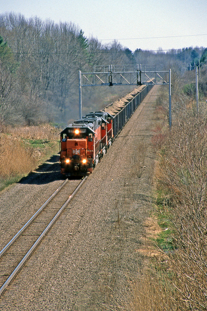Northbound at Harmonsburg A northbound Bessemer & Lake Eri… Flickr