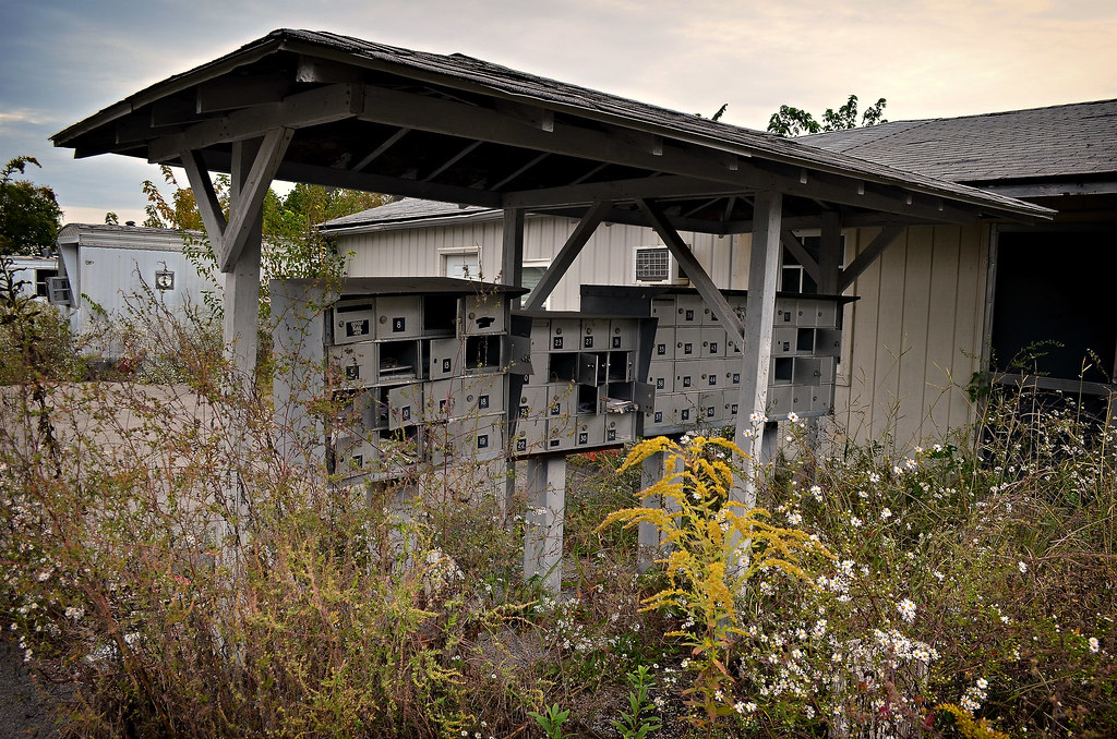 Abandoned Trailer Park 9 Green Acres Trailer Park, Carbond… Flickr